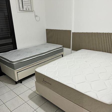 גוארויה Confortavel Apartamento 1 Dorm Com Piscina E Lazer מראה חיצוני תמונה